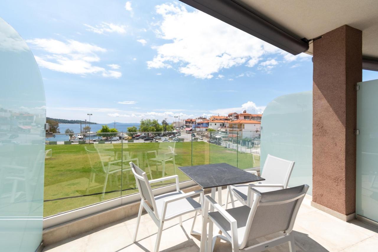 Thetis Boutique Apartments Neos Marmaras Bagian luar foto