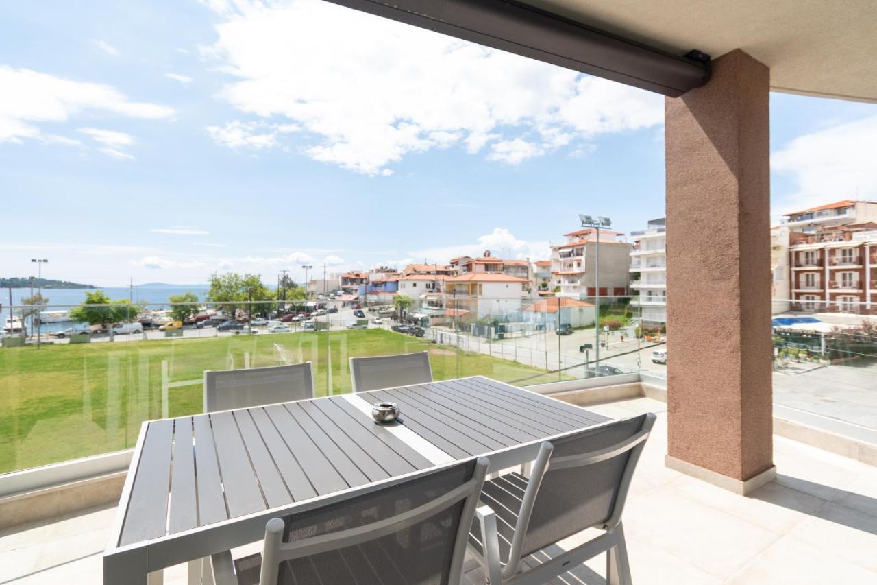 Thetis Boutique Apartments Neos Marmaras Bagian luar foto